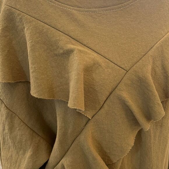 Eva Franco Womens 8 Ruffle Front Asymetrical Cold Shoulder Sweater Tan Lagenlook - Picture 6 of 7